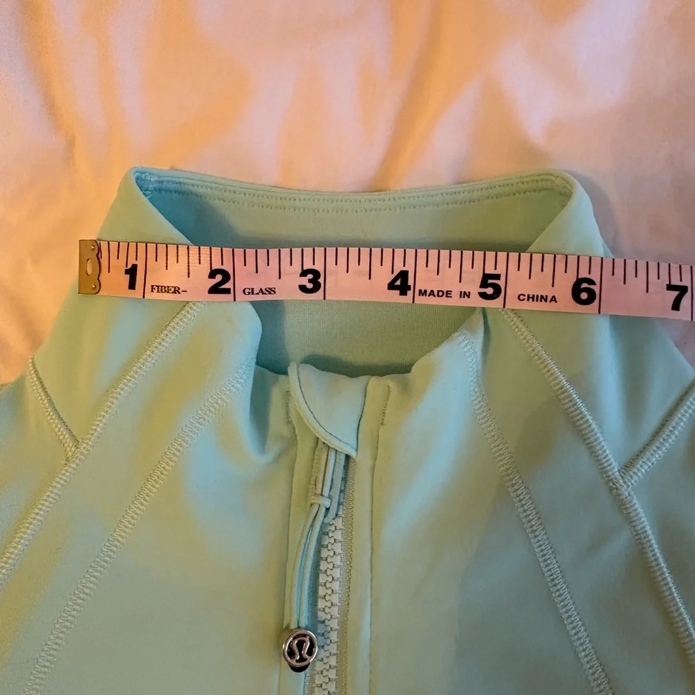 lululemon athletica Mint Green Full-Zip Jacket - Picture 5 of 7